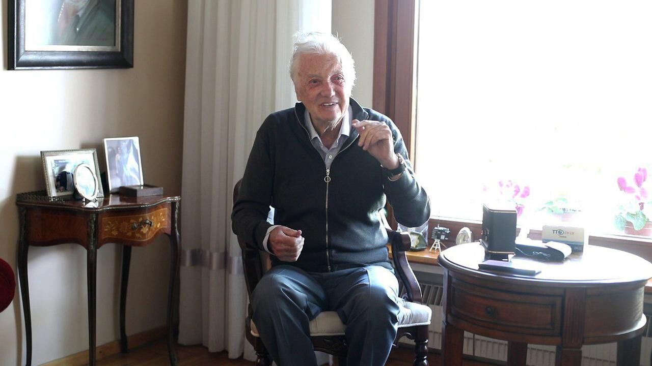 Göksel Arsoy (1)-1