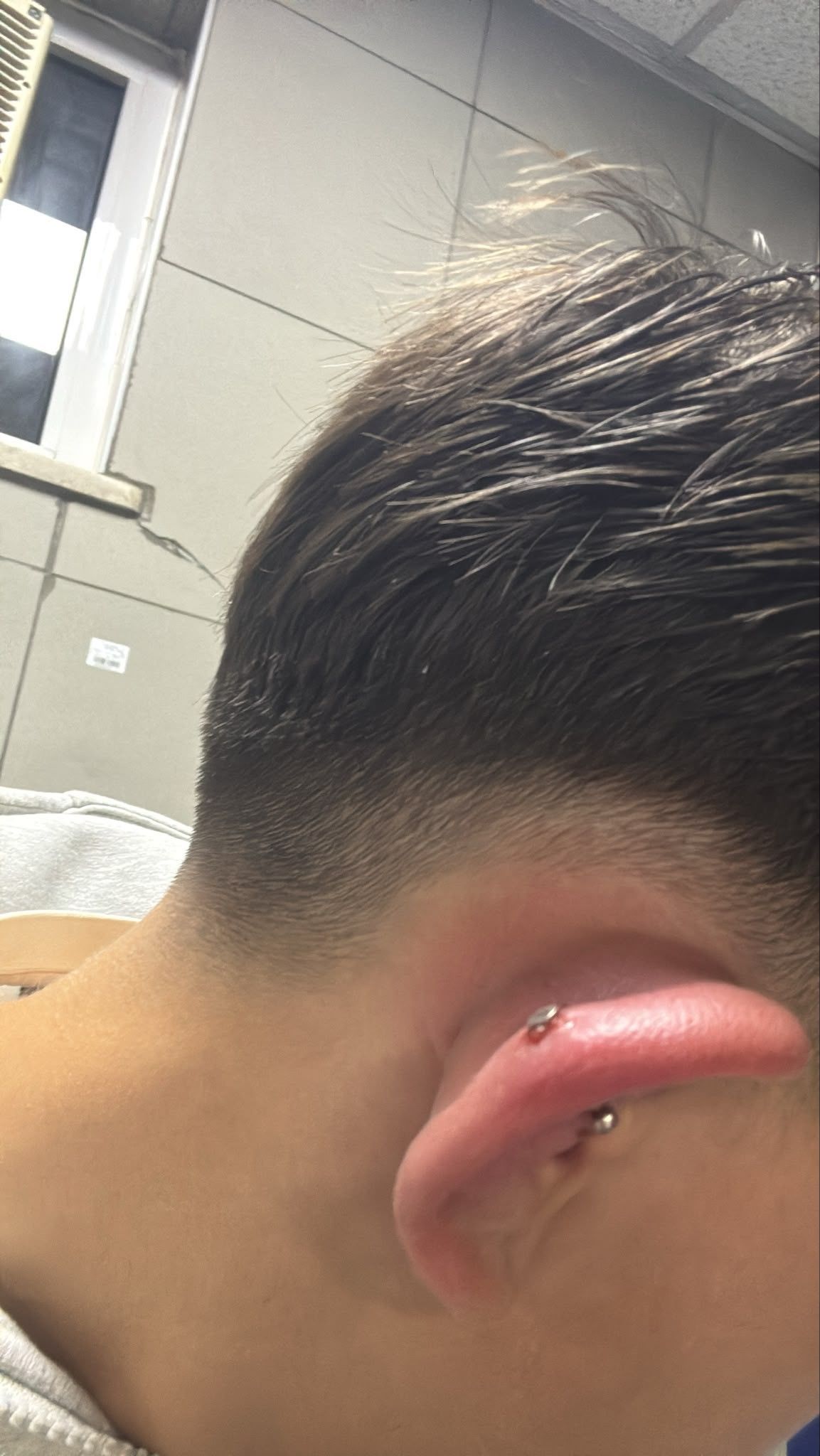 Piercing (1)